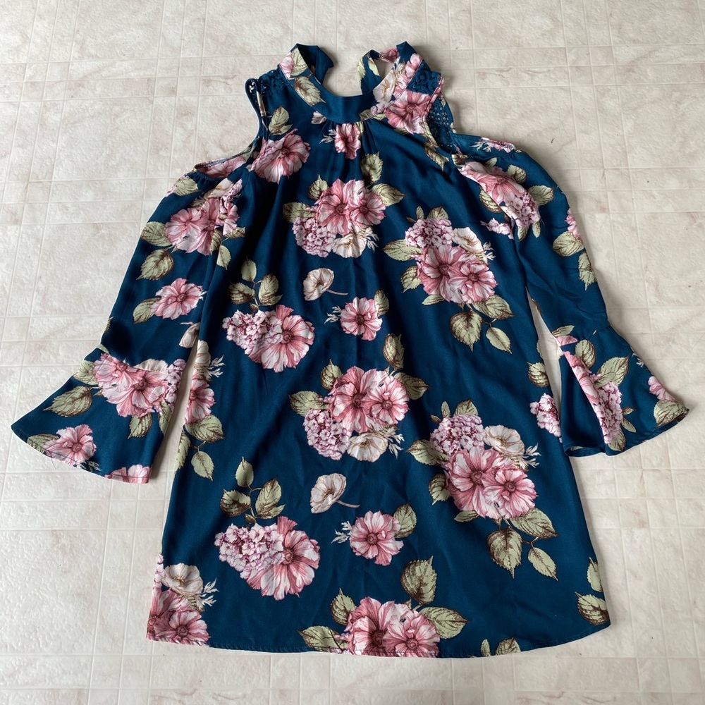 Long-Sleeve Teal Floral Dress